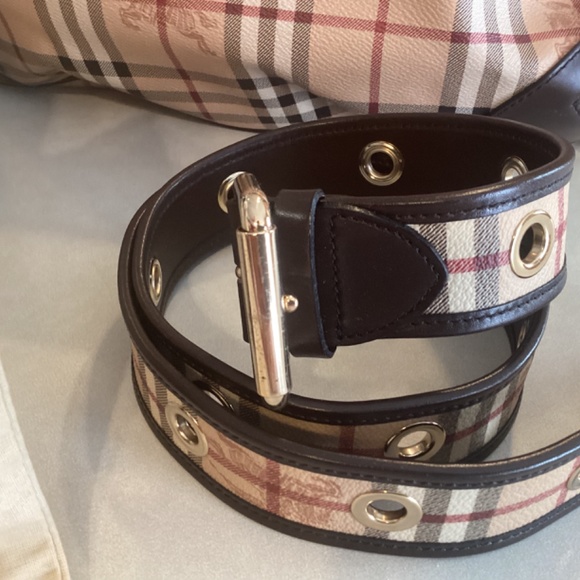 Handbag - Picture 4 of 9